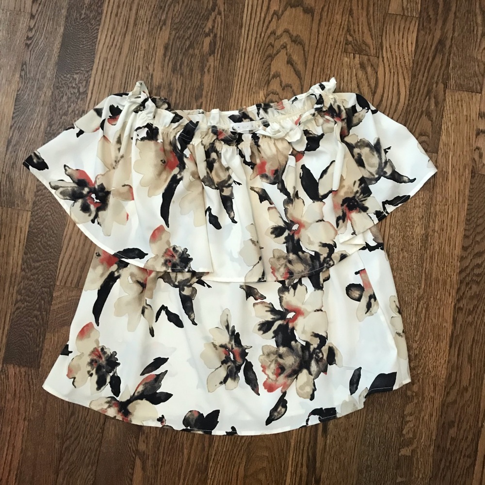 Fun off the shoulder top!